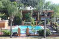 Swimming Pool Tampa Inn - Near Busch Gardens