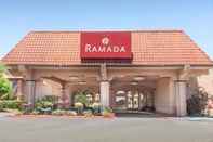 ภายนอกอาคาร Ramada by Wyndham Fresno North