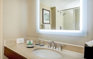 Bilik Mandi dalam Bilik 2 The Westin Waltham-Boston