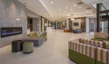 Lobi 4 Holiday Inn Winnipeg South, an IHG Hotel