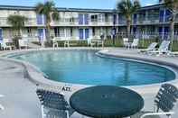 Swimming Pool Motel 6 Marianna, FL