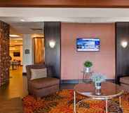 ล็อบบี้ 4 Best Western Executive Hotel Of New Haven - West Haven