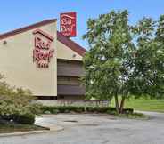 Luar Bangunan 7 Red Roof Inn Louisville Expo Airport