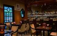 Bar, Cafe and Lounge 5 Taj Campton Place