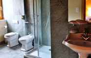 In-room Bathroom 2 Hotel Bernina 1865