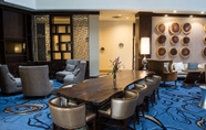 Bar, Cafe and Lounge 2 Delta Hotels by Marriott Philadelphia Airport