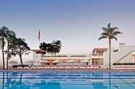 Swimming Pool Four Seasons Resort The Biltmore Santa Barbara