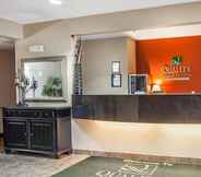 Lobby 5 Quality Inn & Suites