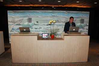 Lobby 4 Hyatt Regency Long Beach