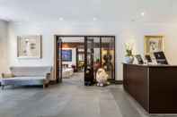 ล็อบบี้ Radisson Blu Edwardian Sussex Hotel, London