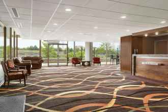 Lobby 4 Travelodge by Wyndham Niagara Falls Fallsview