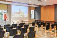 Functional Hall ibis Le Puy en Velay Centre