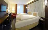 Bedroom 4 Best Western Hotel Schmoeker-Hof