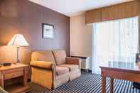 Ruang Umum Comfort Inn Brockville