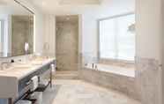 In-room Bathroom 2 JW Marriott Turnberry Resort & Spa