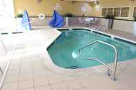 Swimming Pool Fairfield Inn & Suites by Marriott Kansas City Liberty