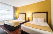 Bedroom 3 Quality Inn Boca Raton University Area
