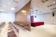 Functional Hall Best Western Hotel Modena District