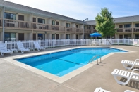 Swimming Pool Americas Best Value Inn Canton, NC