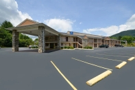 Exterior Americas Best Value Inn Canton, NC