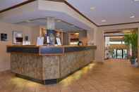 Lobby Best Western Plus Landing View Inn & Suites