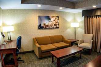 Lobi 4 Best Western Voyageur Place Hotel