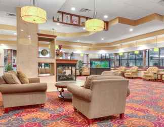 Lobby 2 Howard Johnson by Wyndham Lima