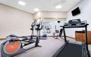 Fitness Center 6 Howard Johnson by Wyndham Lima