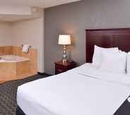 Bedroom 4 La Quinta Inn & Suites by Wyndham Indianapolis South