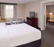 Bedroom 6 La Quinta Inn & Suites by Wyndham Indianapolis South