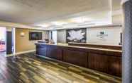 Lobi 3 Quality Inn & Suites North Charleston - Ashley Phosphate