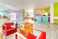 Lobi ibis Styles Hamburg Alster City