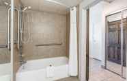 In-room Bathroom 7 Ramada Plaza by Wyndham Nags Head Oceanfront