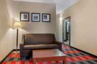 Common Space Comfort Suites Near Vancouver Mall