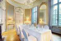 Functional Hall Schlosshotel Berlin by Patrick Hellmann