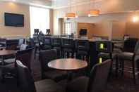 Bar, Cafe and Lounge Residence Inn by Marriott Sacramento Airport Natomas