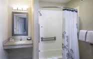 Toilet Kamar 6 Residence Inn by Marriott Sacramento Airport Natomas