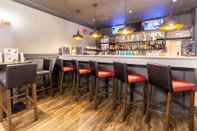 Bar, Kafe dan Lounge Ramada by Wyndham Coquitlam