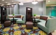 Lobby 7 DoubleTree by Hilton Pointe Claire Montreal Airport West