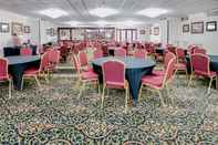 Functional Hall Ramada by Wyndham Metairie New Orleans Airport