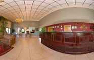 Lobby 2 Comfort Suites