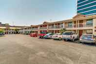 Ruang Umum Quality Inn & Suites Dallas - Cityplace