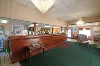 Lobi 4 Hamilton Inn Jonesville NC