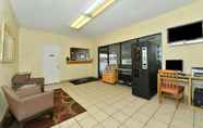 Lobby 7 Americas Best Value Inn Fredericksburg N