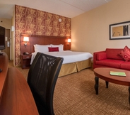 Phòng ngủ 3 Courtyard by Marriott Baltimore Hunt Valley