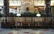 Lobby 3 Fairmont Jasper Park Lodge