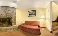 Common Space 7 Best Western of Lake George