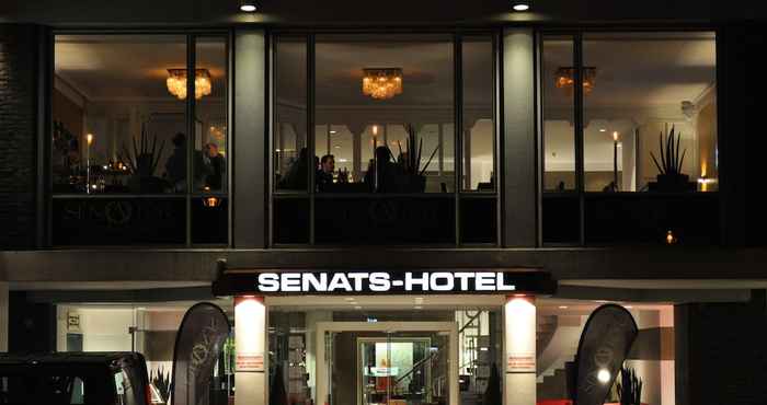 Bangunan Senats Hotel