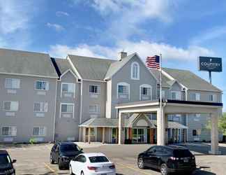 Exterior 2 Country Inn & Suites by Radisson, Owatonna, MN