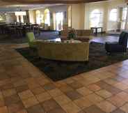 Lobby 7 Quality Inn & Suites Winter Park Village Area